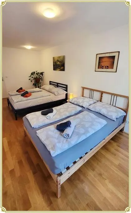 Sunshine Vienna Apartment